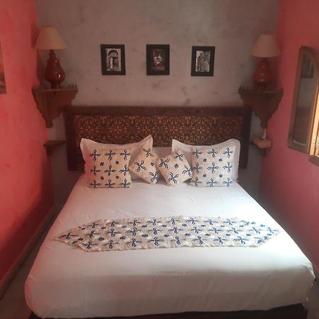 Riad Ouhmidi Marrakesh Exterior photo